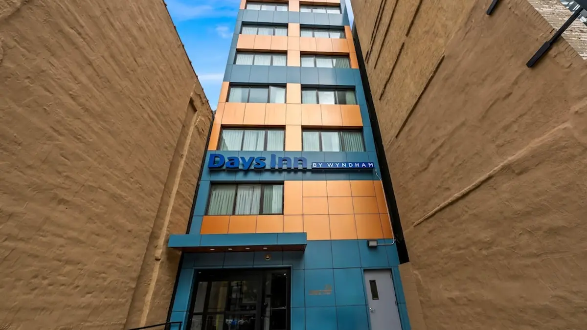 Days Inn by Wyndham New York Chinatown, New York, United States