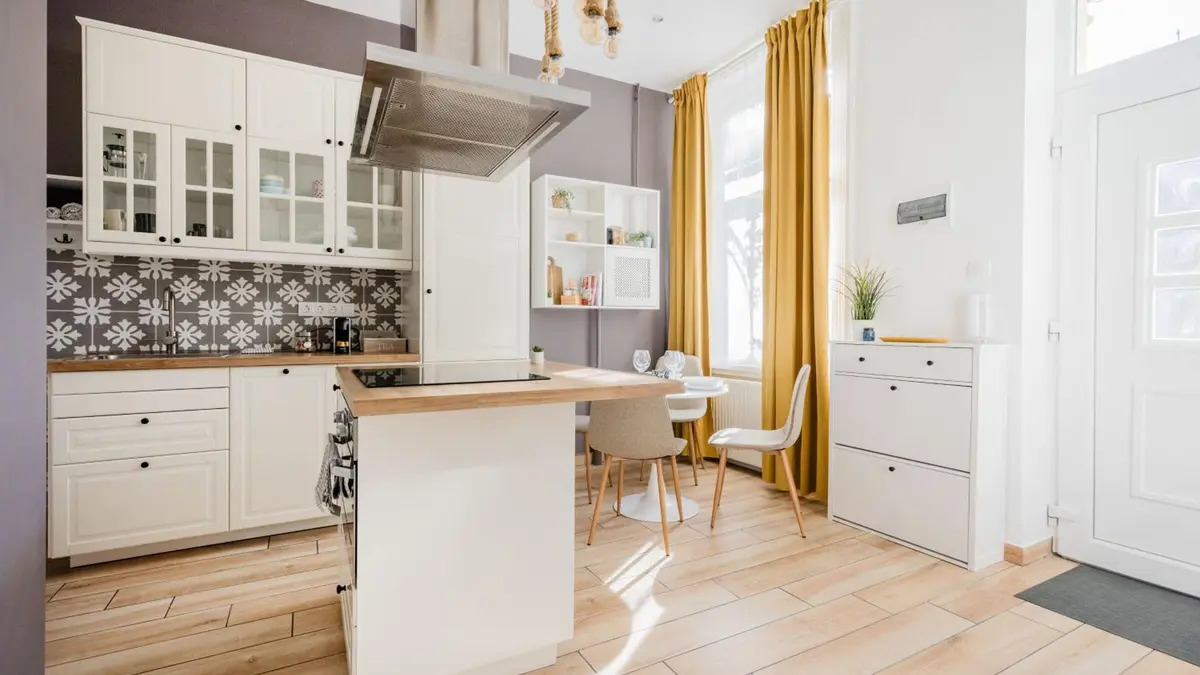 Bright and Cozy Urban Getaway, Budapest, Hungary