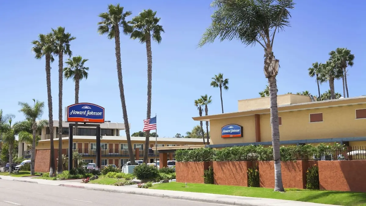 Howard Johnson by Wyndham San Diego Sea World, San Diego, United States