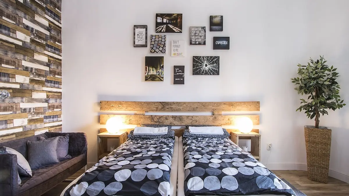 Large Central Apartments Rippl Rónai, Budapest, Hungary