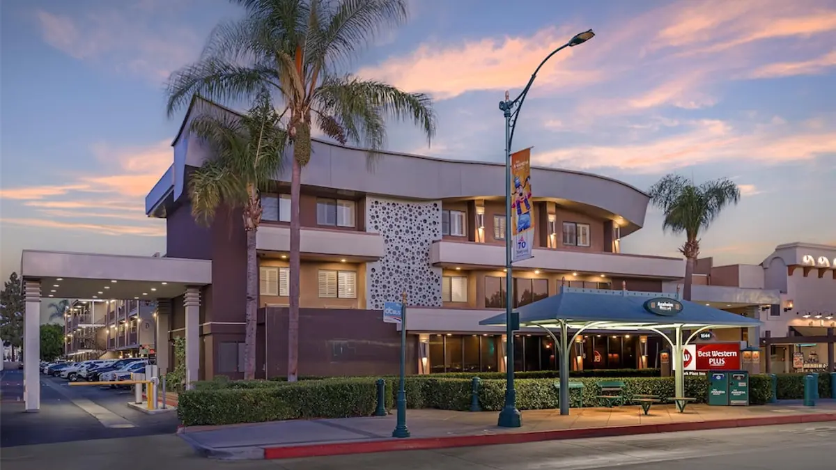 Best Western Plus Park Place Inn - Mini Suites, Anaheim, United States