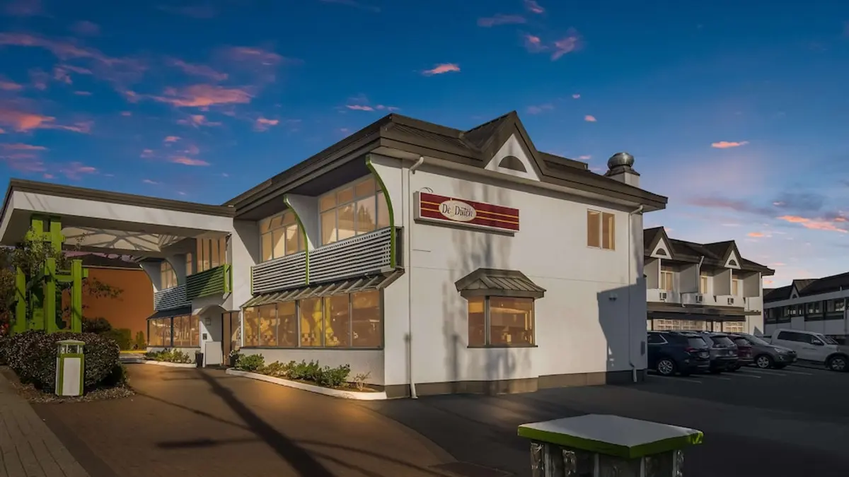 SureStay Hotel by Best Western North Vancouver Capilano, District of North Vancouver, Canada