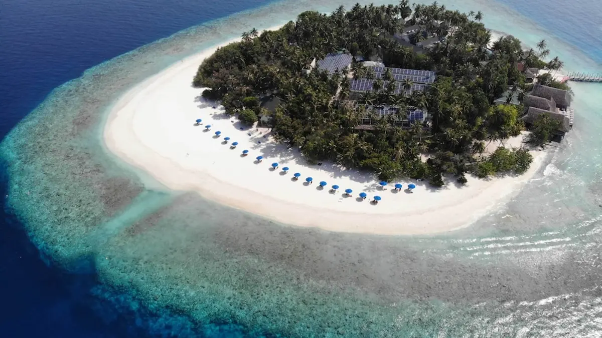 Malahini Kuda Bandos Resort, Kuda Bandos, Maldives