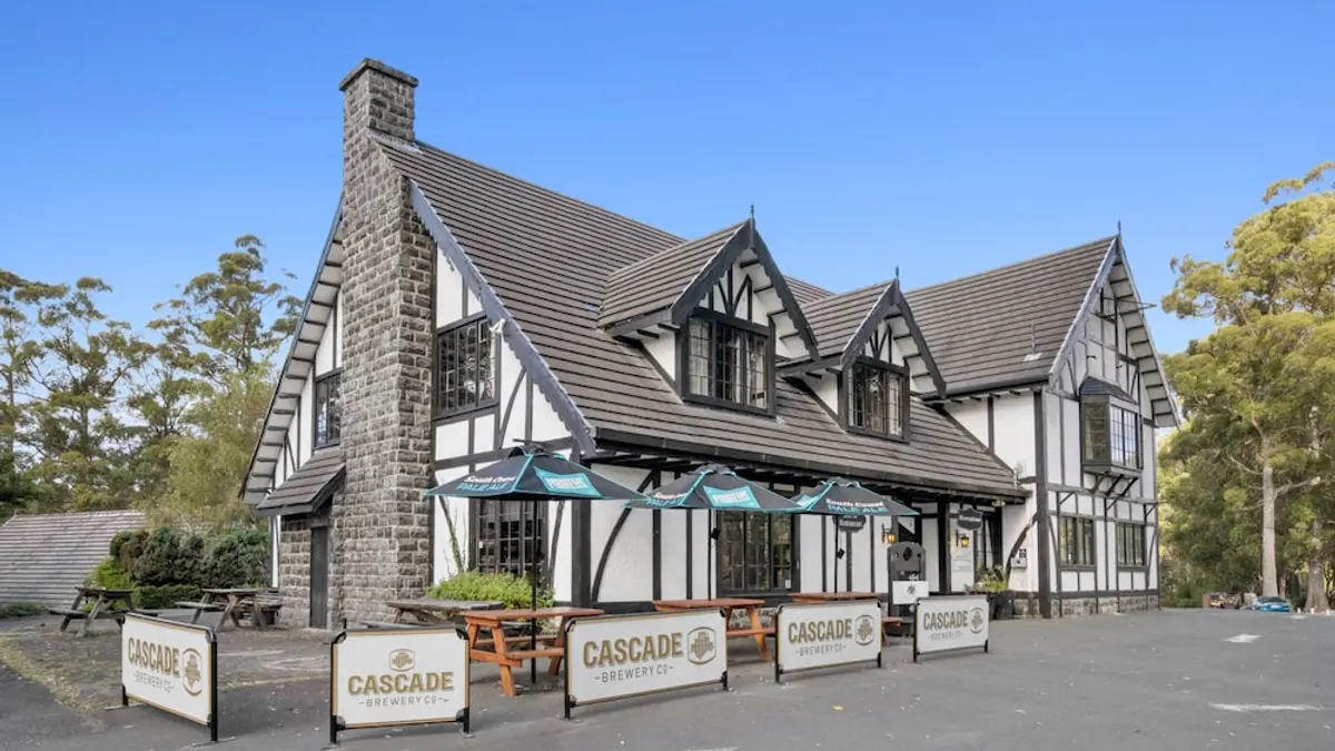 The Fox and Hounds Historic Hotel, Port Arthur, Australia