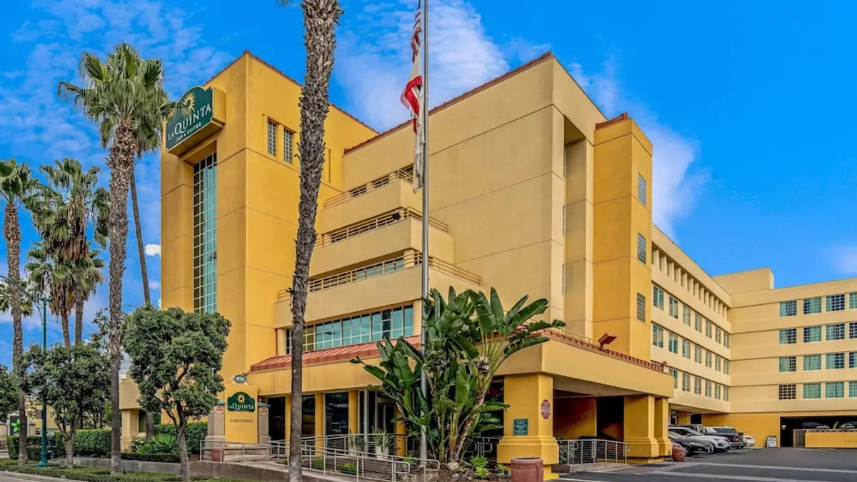 La Quinta Inn & Suites by Wyndham Anaheim, Anaheim, United States