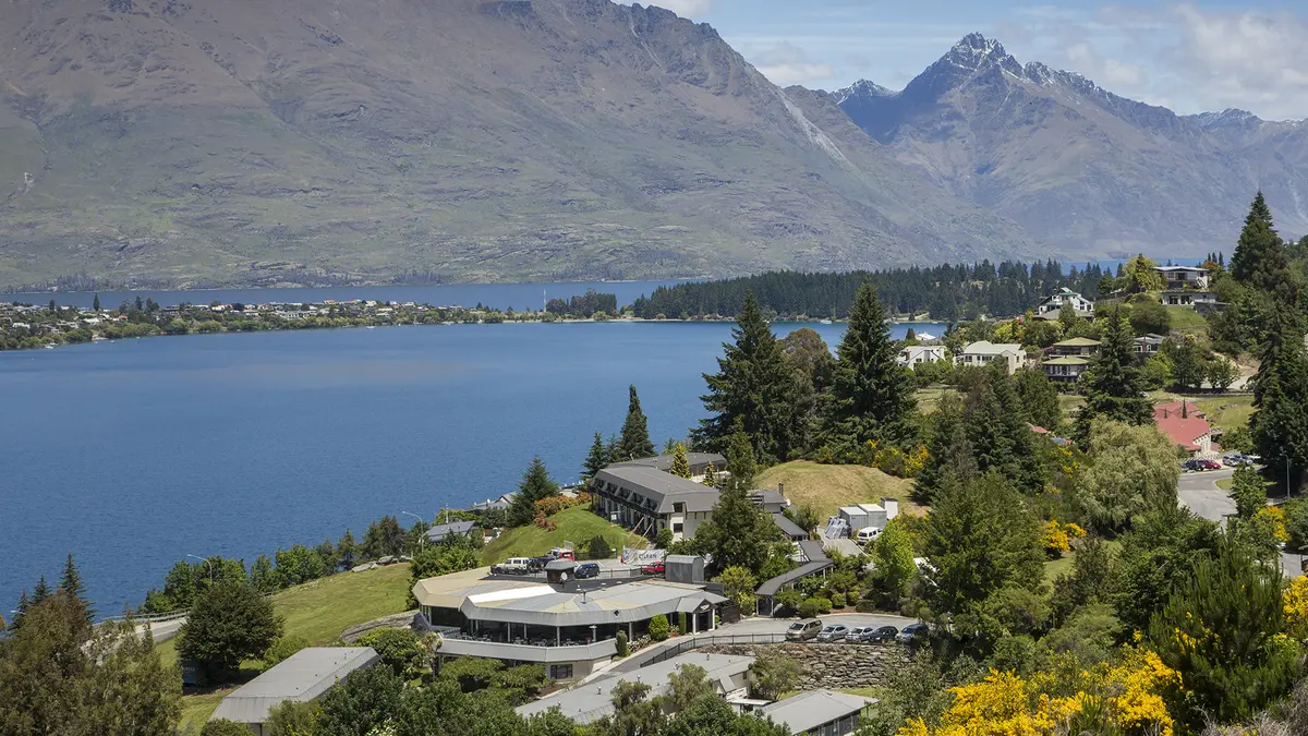 Holiday Inn Queenstown Frankton Road, an IHG Hotel, Queenstown, New Zealand