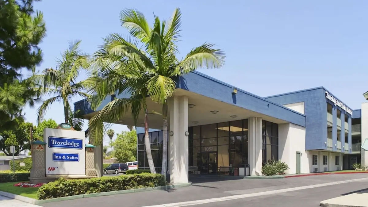 Travelodge Inn & Suites by Wyndham Anaheim on Disneyland Dr, Anaheim, United States