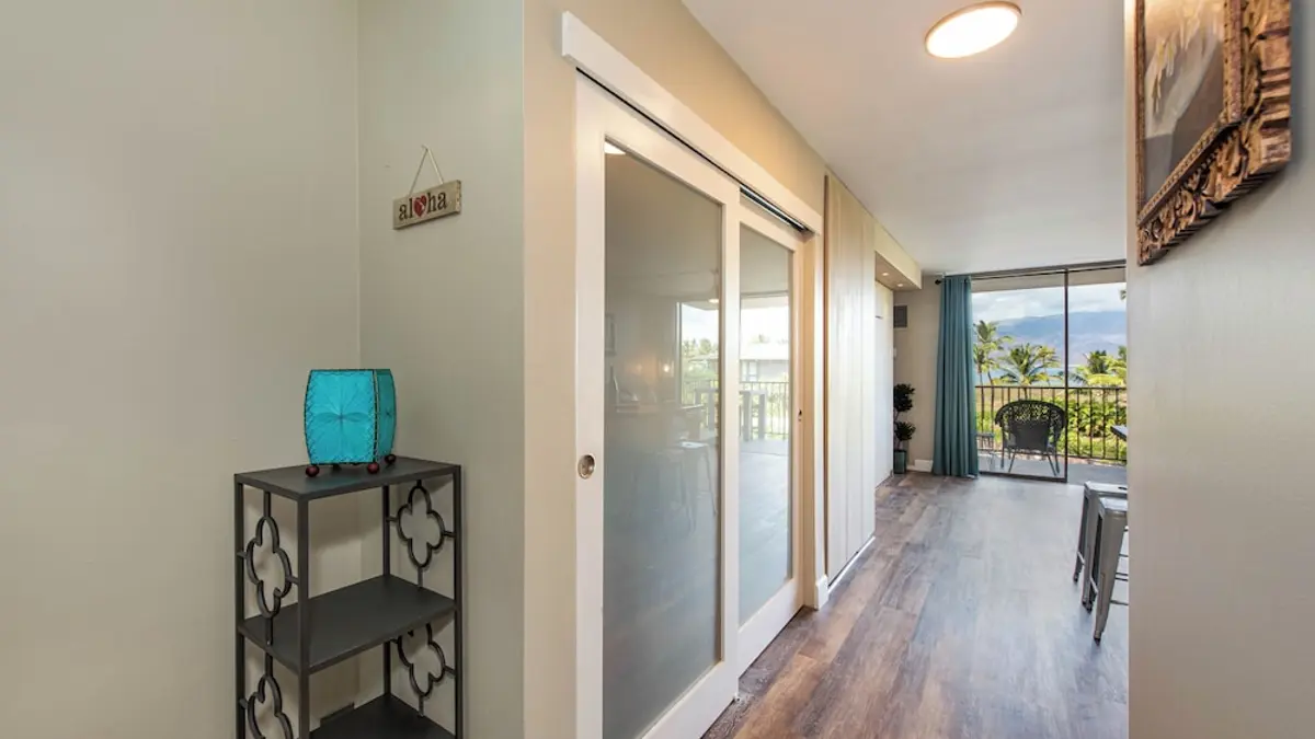 Boutique Oceanfront Studio Vistas, Kihei, United States