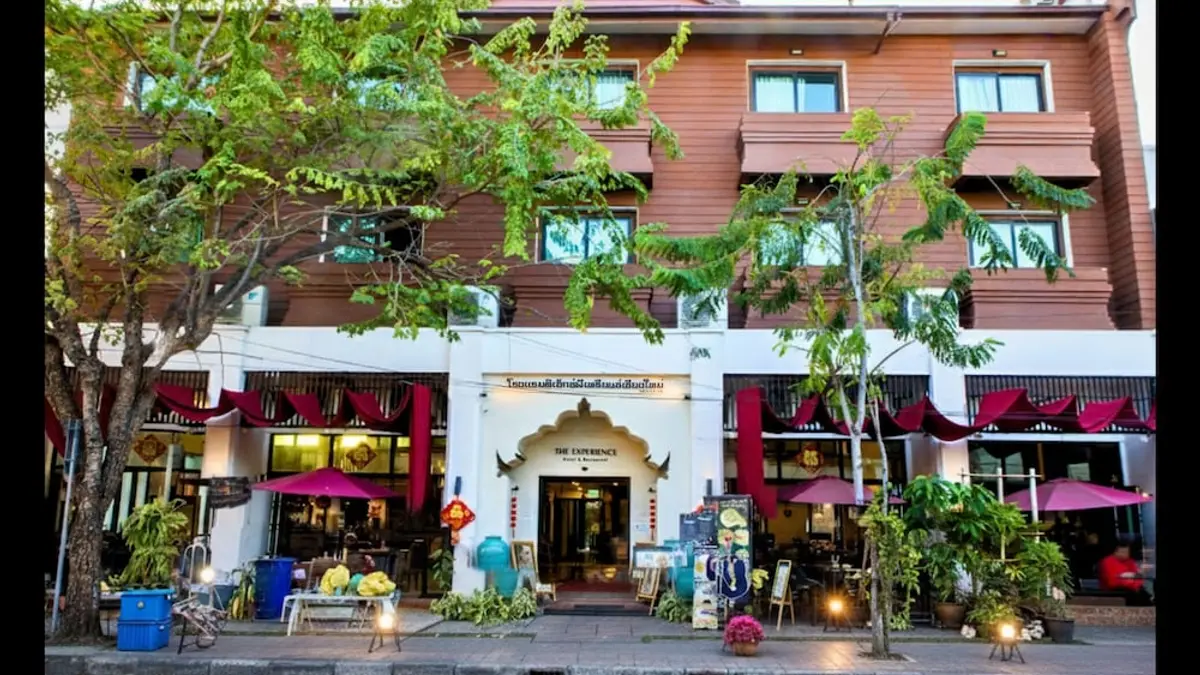 The Experience Walking Street Chiang Mai, Chiang Mai, Thailand