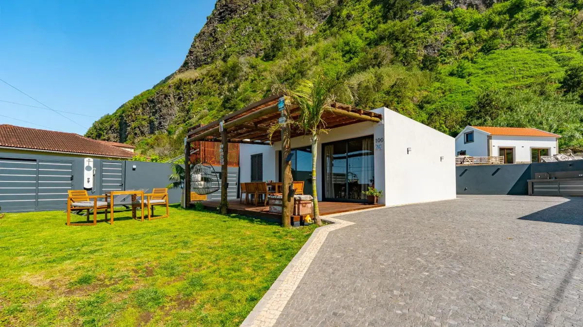Faja Lodges - House Ash, Madeira Island, Portugal