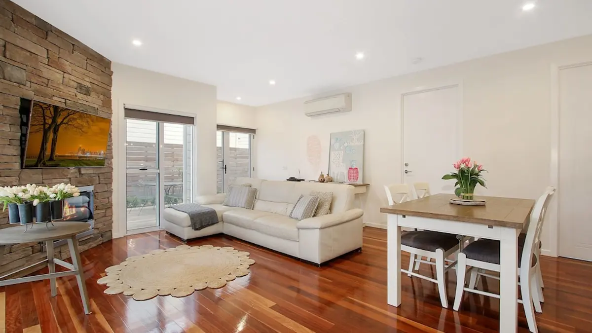 Beyond Bliss - Guesthouse 2, Bright, Australia