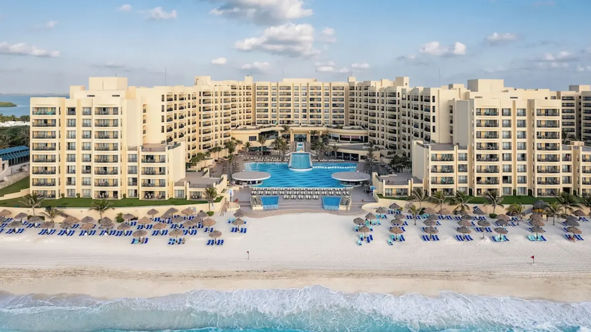 Holiday Inn Club Vacations The Royal Sands by IHG, Cancun, Mexico