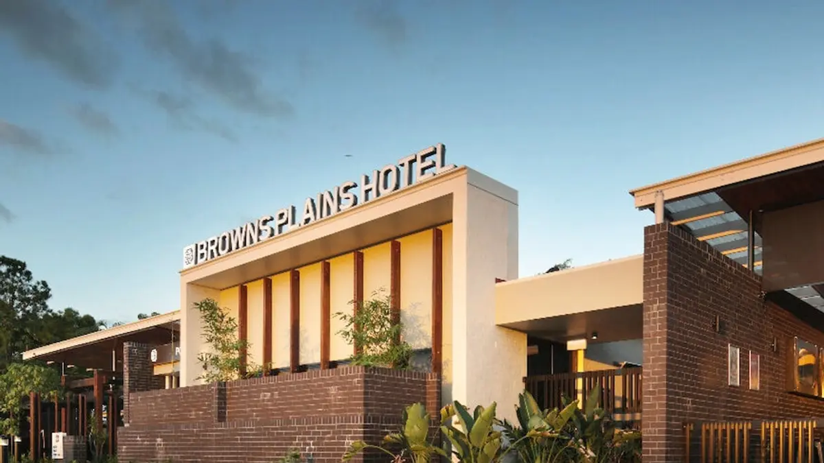 Browns Plains Hotel, Browns Plains, Australia