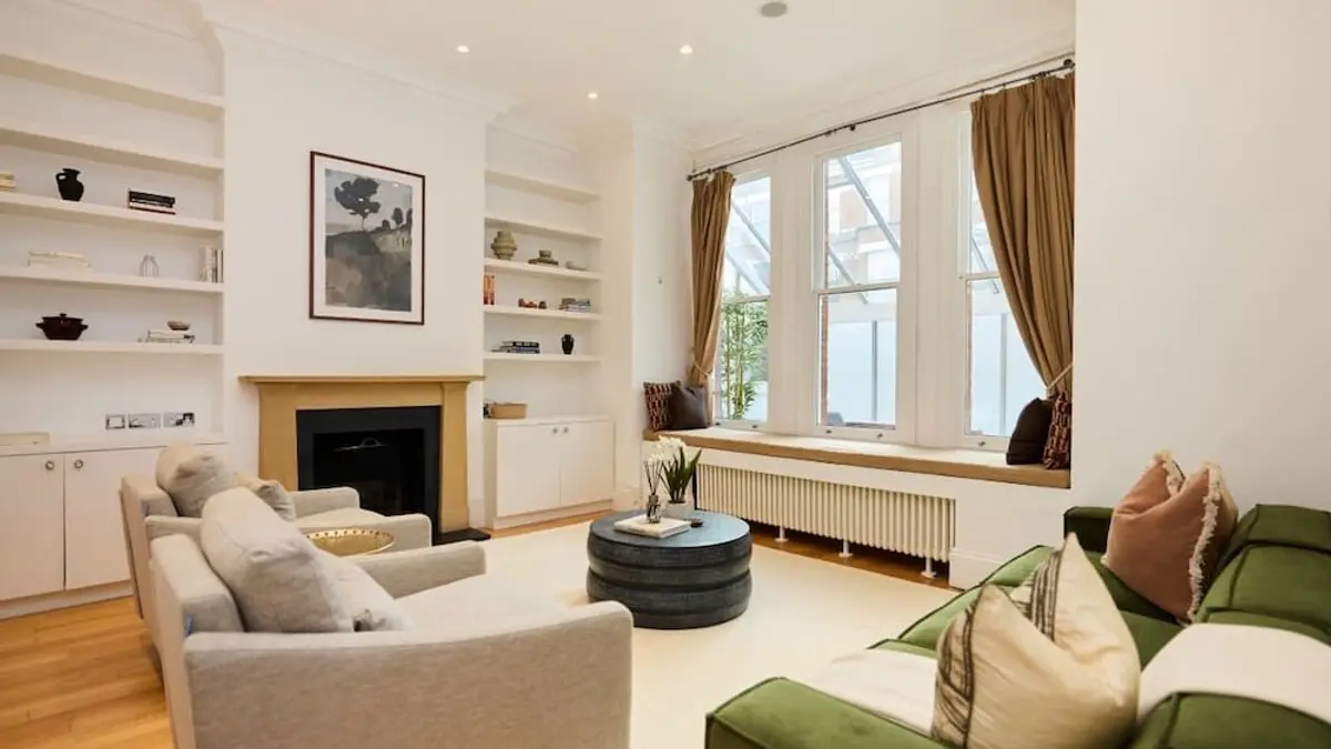 The Hampstead Getaway - Charming 5bdr Home With Conservatory, London, United Kingdom