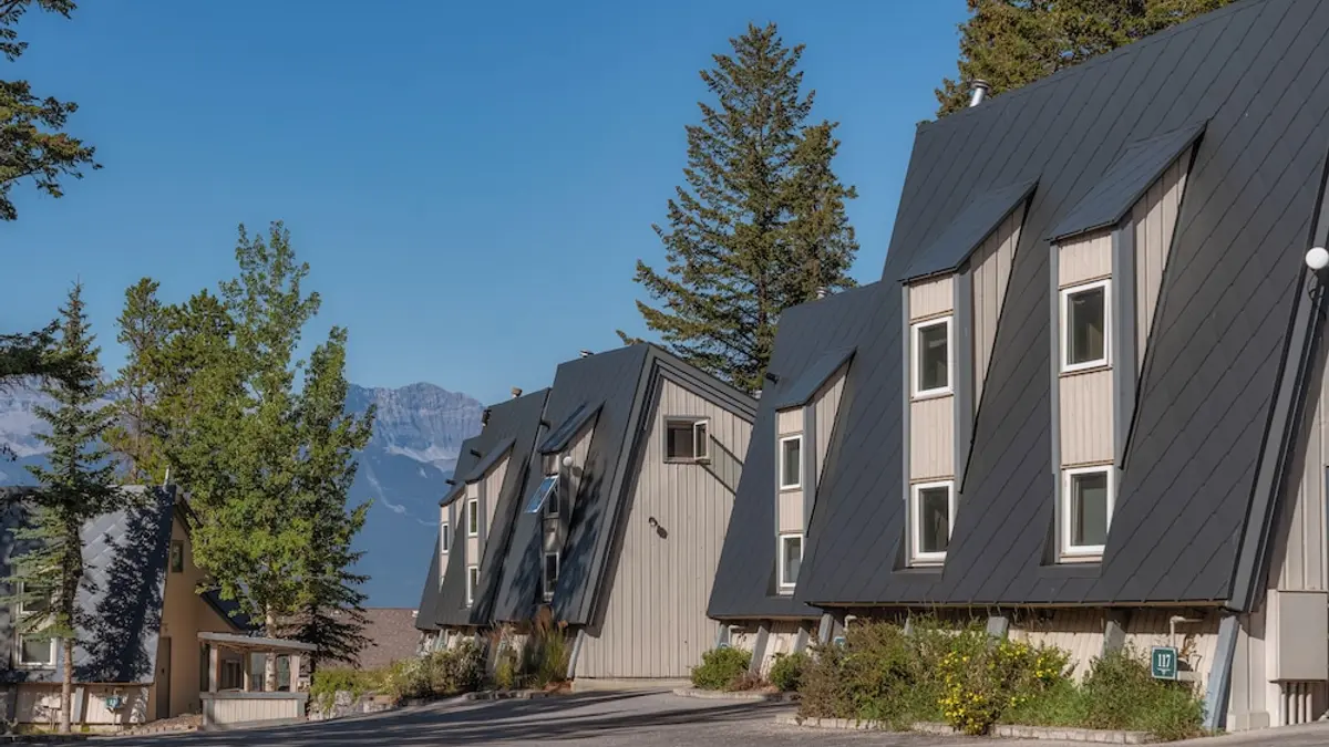 Tunnel Mountain Resort, Banff, Canada