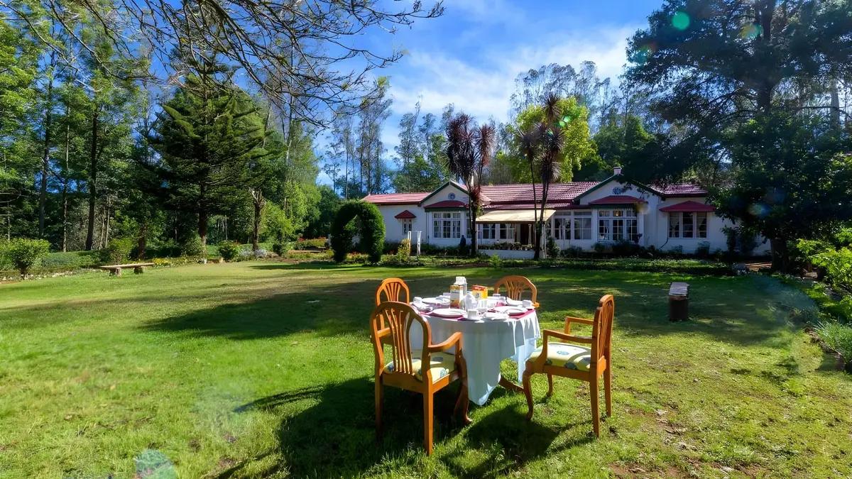 SaffronStays Milton Abbott (Heritage-Familienzimmer), Ooty, India