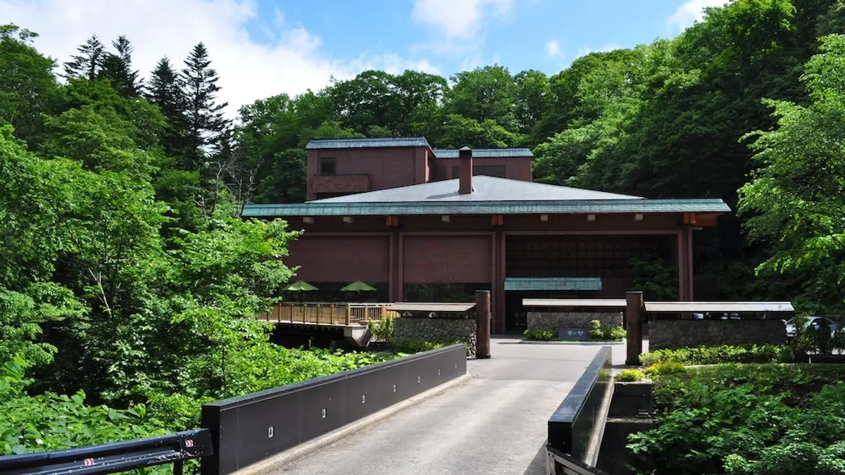 Niseko Konbu Onsen Tsuruga Besso Moku No Sho, Niseko, Japan