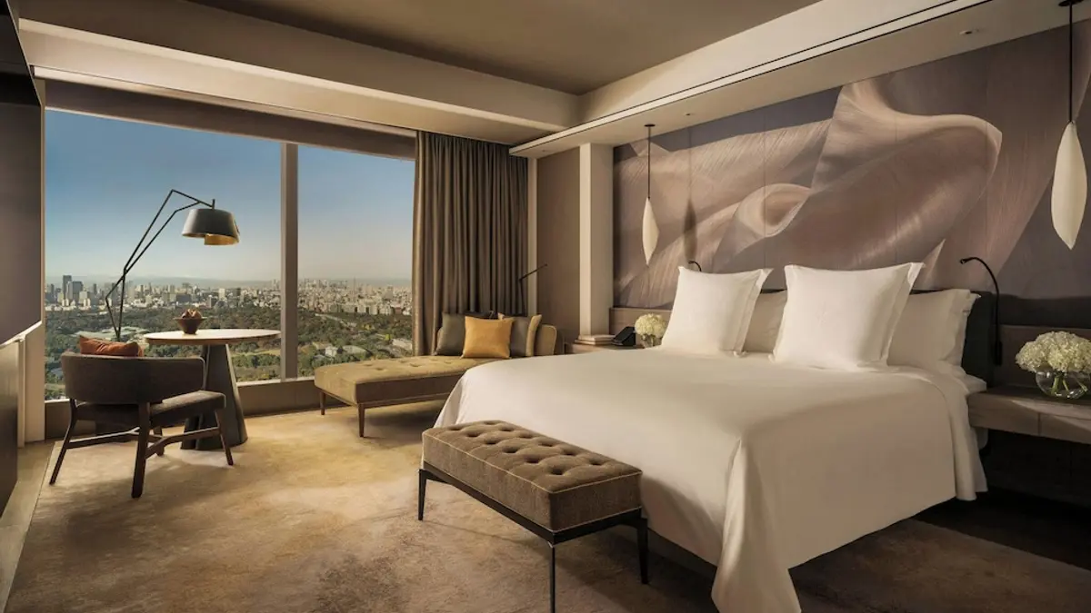 Four Seasons Hotel Tokyo at Otemachi, Tokyo, Japan