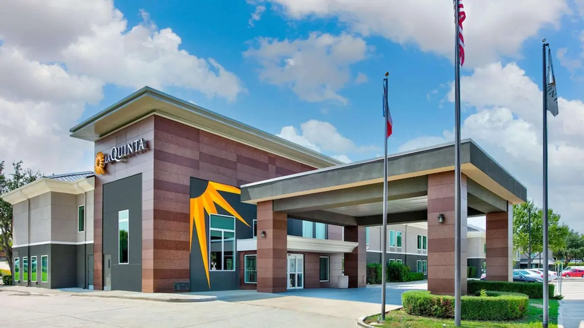 La Quinta Inn & Suites by Wyndham Dallas - Las Colinas, Irving, United States