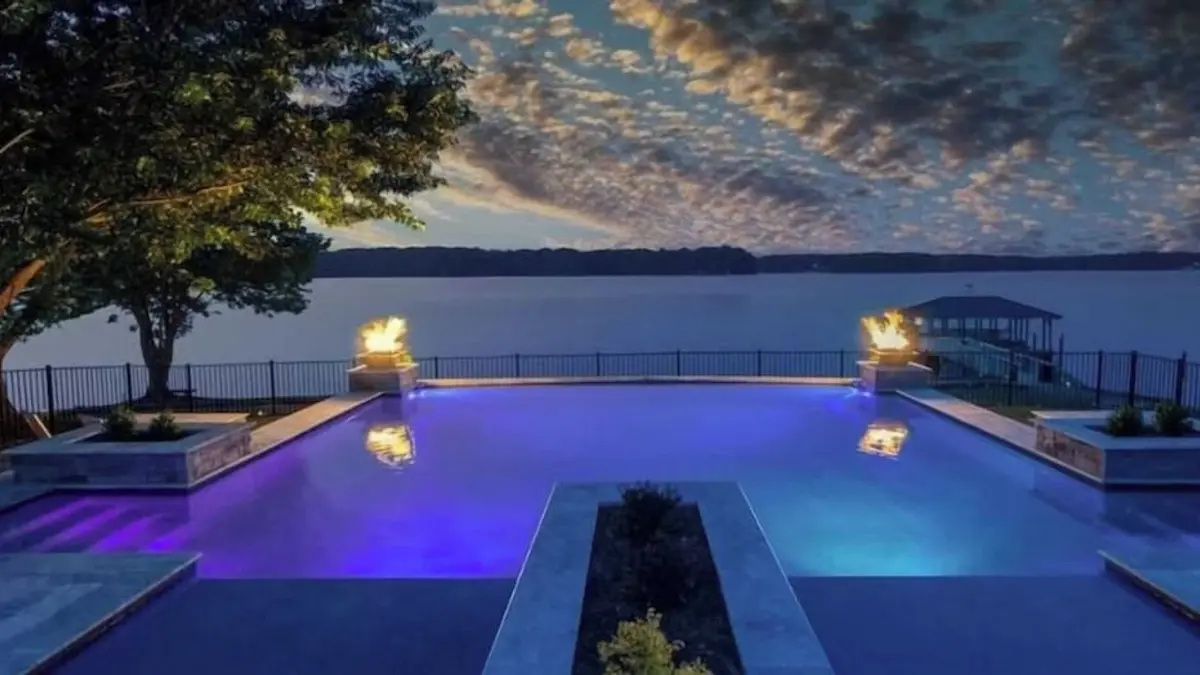 Azalea Retreat- The Lodge by Avantstay Best View, Sherrills Ford, United States