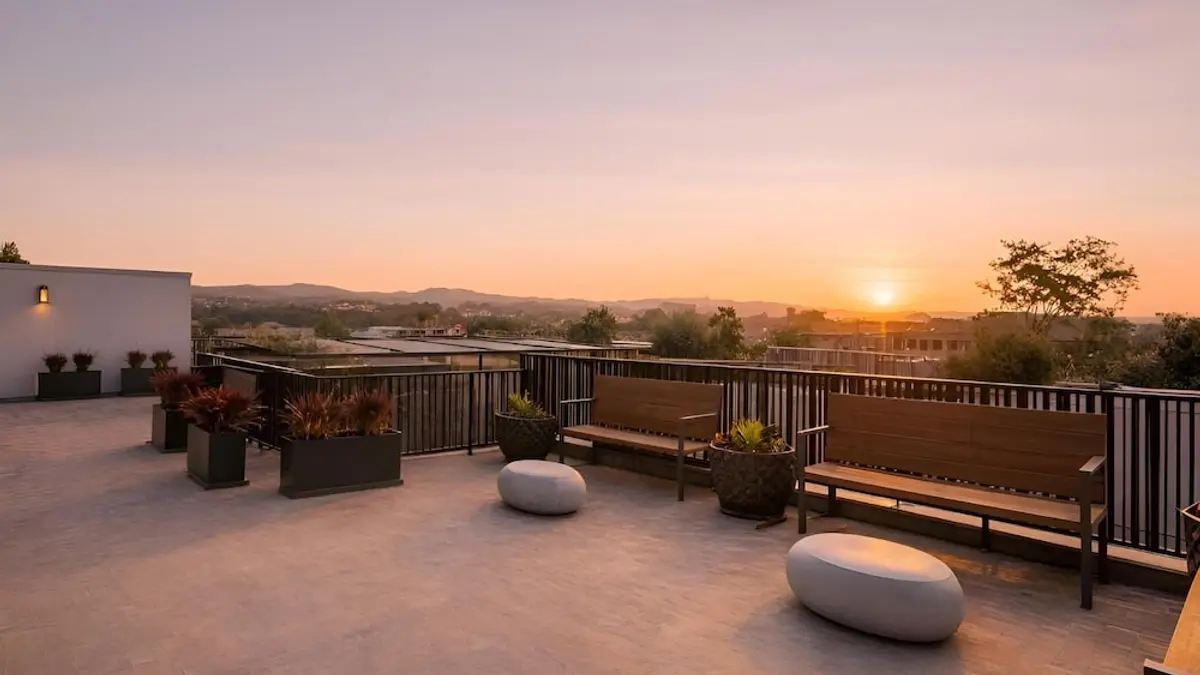 Los Angeles Grand Suites • Free Reserved Parking, Los Angeles, United States