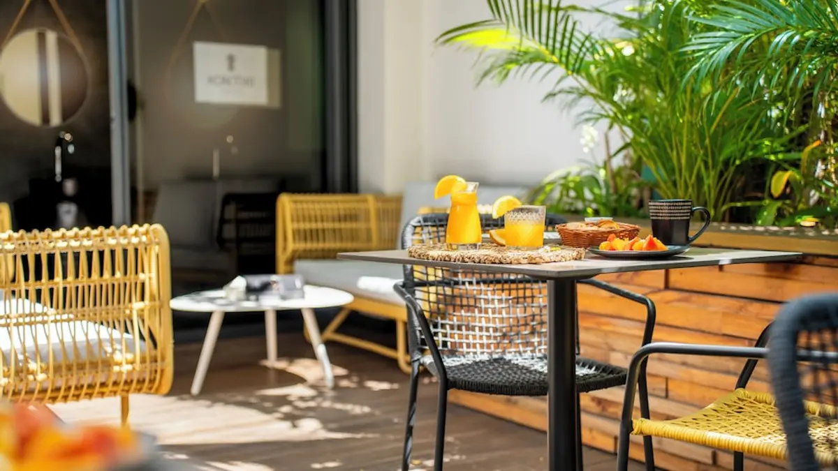 Polynesian Cabins by Kon Tiki, Papeete, French Polynesia
