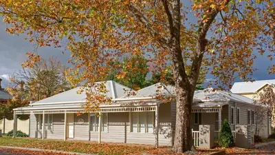 Mews Cottages, New Gisborne, Australia