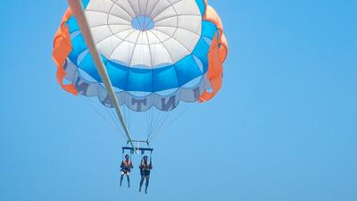 Bali: Parasailing Watersports Package with Snorkelling, Banana Boat Ride, Jet Skiing & Private Transfers