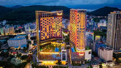 Muong Thanh Luxury Ha Long Centre Hotel, Ha Long, Vietnam