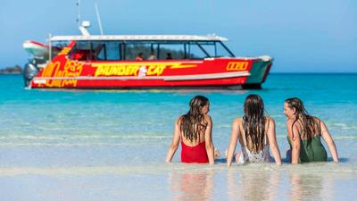 Airlie Beach: Full-Day Whitsunday Thundercat Catamaran Cruise with Buffet Lunch, Snorkelling & BYO Drinks