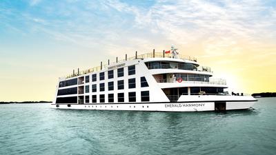 Limited Time Offer: Deluxe 10-Day Vietnam Highlights with Ha Long Bay + 9-Night Emerald Mekong River Cruise by 