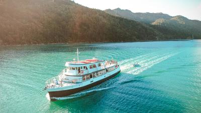 Cruise Through Paradise with a Five-Hour Whitsundays Inner-Island Cruise including Lunch on Board
