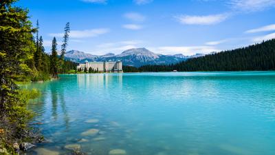 Deluxe 11-Day Canadian Rockies Highlights 2026 with Rocky Mountaineer, Lake Louise & Banff by 