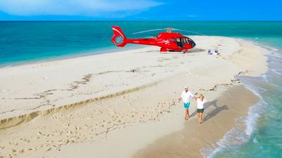 Port Douglas: Private Helicopter Flight with Two-Hour Undine Cay Exploration & Gourmet Picnic Lunch