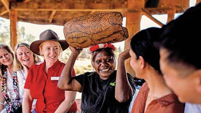Uluru: Connect with the Land on a Half-Day Uluru Aboriginal Art & Cultural Experience