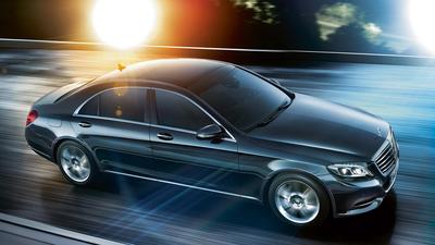 Private One-Way Airport Transfer Service in Luxury Vehicle with Chauffeur