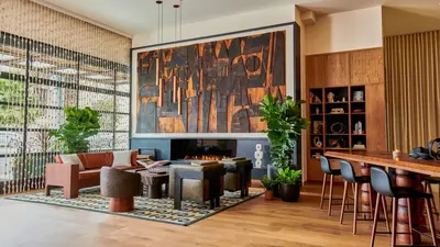 HOLLYWOOD VOLUME, a Tribute Portfolio Hotel, Los Angeles, United States