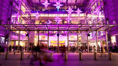 Manhattan: 2.5-Hour Festive Holiday Lights & Movie Sites Tour