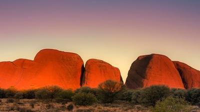 Half-Day Kata Tjuta Sunset Tour with Glass of Sparkling Wine & Return Transfers