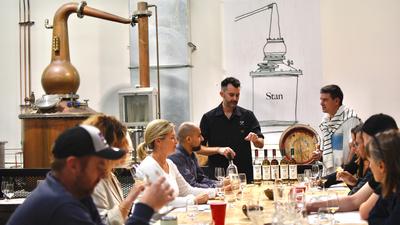 Melbourne: 90-Minute Bakery Hill Whisky Distillery Tour & Tasting Experience in Kensington