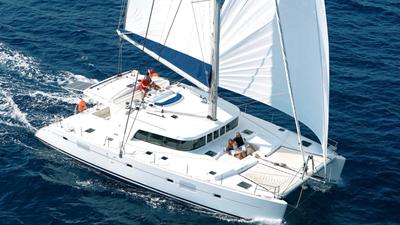 Three-Hour Morning Catamaran Sail with Snorkelling, Light Lunch & Drinks