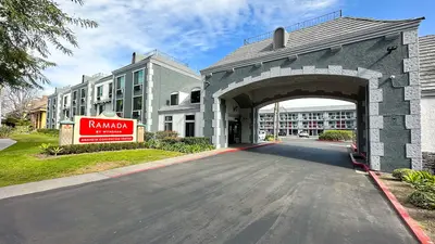 Ramada by Wyndham Anaheim Convention Center, Anaheim, United States