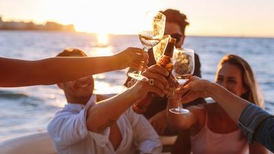 Gold Coast: Sunset Cruise on Broadwater with a Glass of Sparkling, Beer or Wine & Grazing Platter