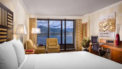 Pinnacle Hotel Harbourfront, Vancouver, Canada
