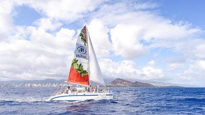 One-Hour Hilton Hawaiian Villages Adventure Sail
