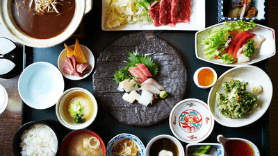 Gourmet Japan with Sake Tasting & Udon Noodle-Making Class by Luxury Escapes Tours