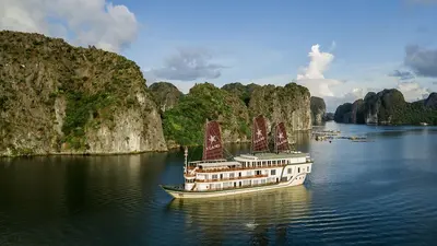 Heritage Line Ylang Cruise – Ha Long Bay & Lan Ha Bay, Ha Long, Vietnam