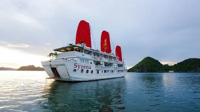 Syrena Cruises, Ha Long, Vietnam