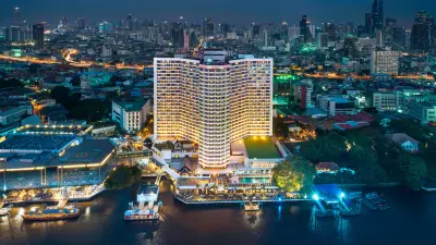 Royal Orchid Sheraton Hotel & Towers, Bangkok, Thailand