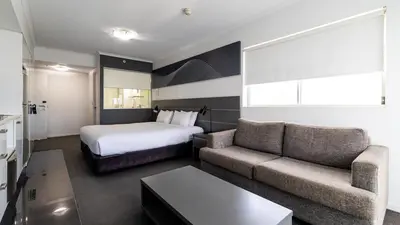 Oaks Townsville Hotel, South Townsville, Australia